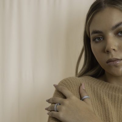 Zilverkleurige Swarovski ring